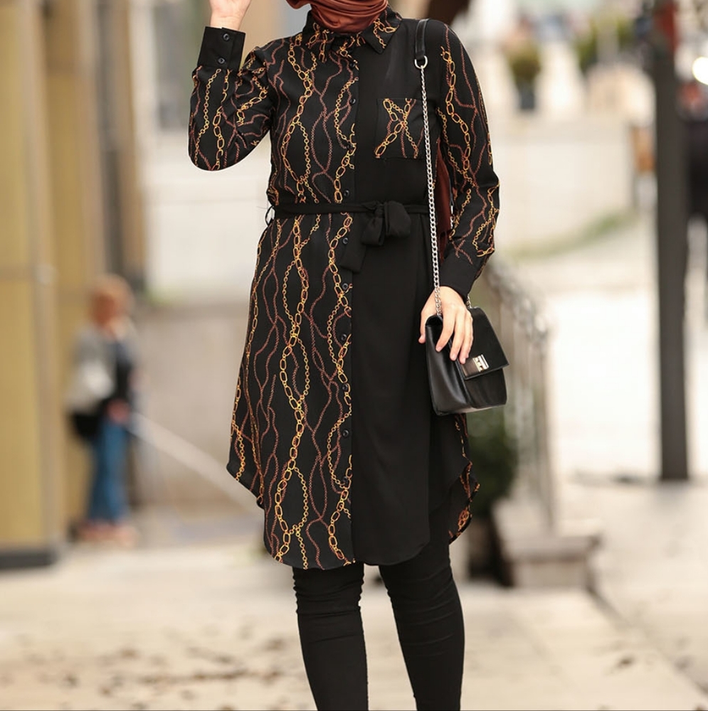 Chic Black and Gold Chain Print Dress